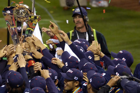 棒球总决赛即将打响，冠军归属成谜