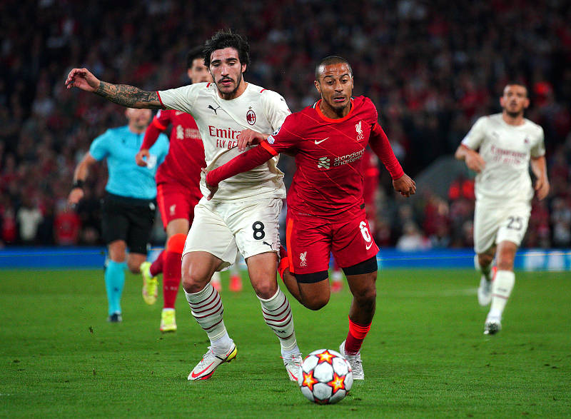 AC米兰横扫利物浦，罗德里惊艳四座